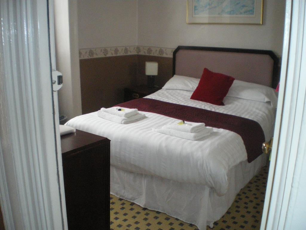 Crown Hotel Pwllheli Δωμάτιο φωτογραφία